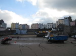 SX01084 Tenby harbour at low tide.jpg